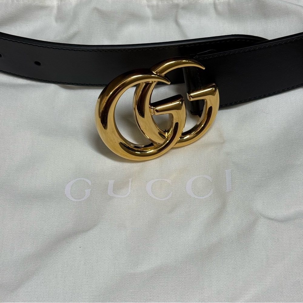 Gucci GG Marmot wide belt with shiny gold buckle 85